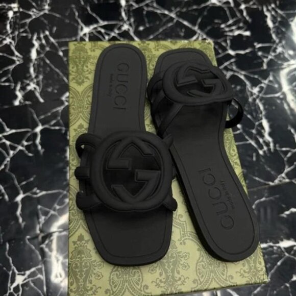 Gucci Women's Black Marmont Rubber Slides US 9 - New with Box - Picture 6 of 7